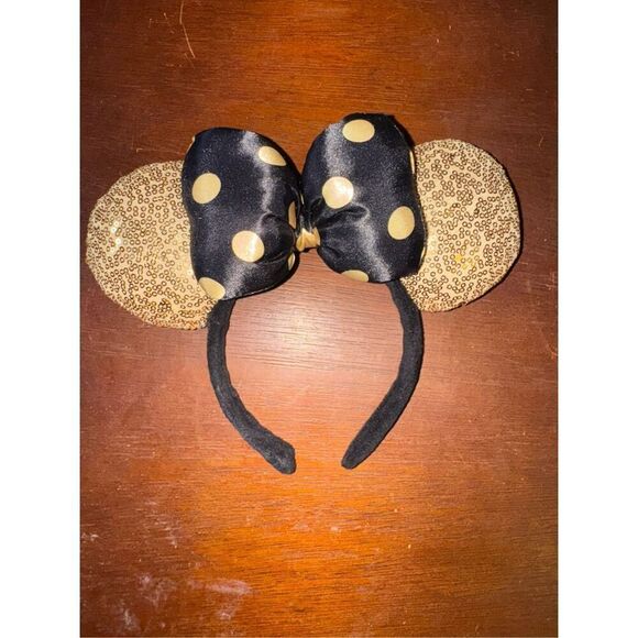 Authentic Disney parks Minnie Mouse ears - Picture 1 of 2
